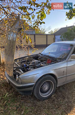 Седан BMW 5 Series 1988 в Николаеве Седан BMW 5 Series 1988 в Николаеве