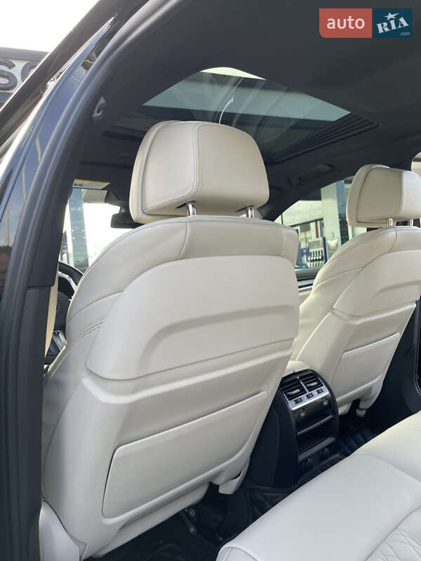 Седан BMW 5 Series 2018 в Днепре