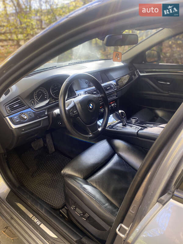Седан BMW 5 Series 2010 в Корце фото 7 Седан BMW 5 Series 2010 в Корце