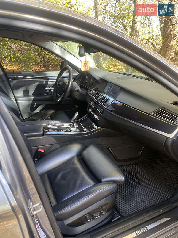 Седан BMW 5 Series 2010 в Корце фото 12 Седан BMW 5 Series 2010 в Корце