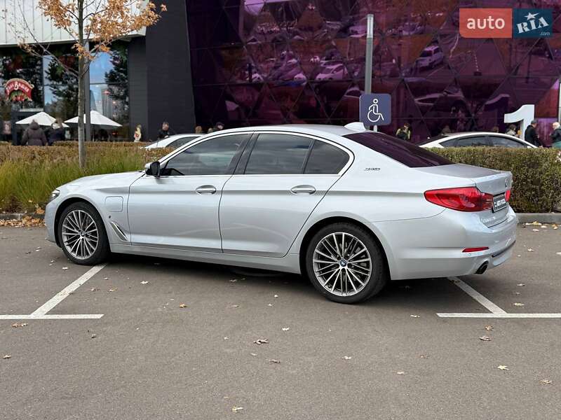 Седан BMW 5 Series 2018 в Києві фото 4 Седан BMW 5 Series 2018 в Києві