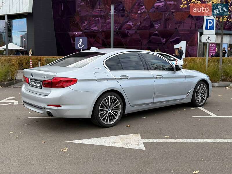 Седан BMW 5 Series 2018 в Києві фото 6 Седан BMW 5 Series 2018 в Києві