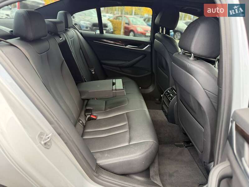 Седан BMW 5 Series 2018 в Києві фото 11 Седан BMW 5 Series 2018 в Києві