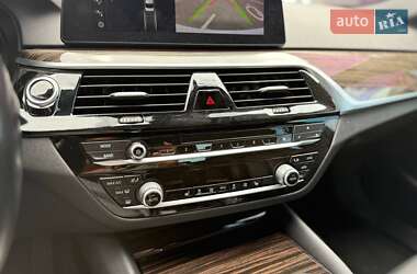 Седан BMW 5 Series 2018 в  фото 20 Седан BMW 5 Series 2018 в