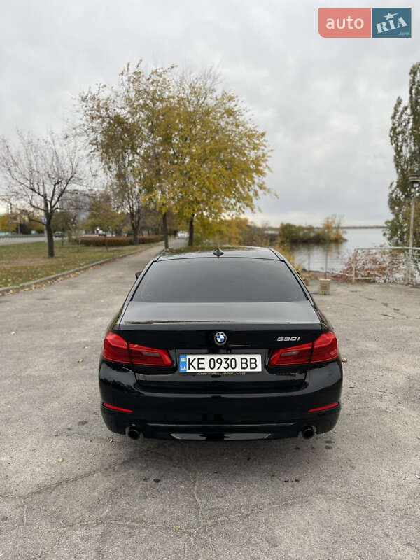 Седан BMW 5 Series 2018 в Днепре