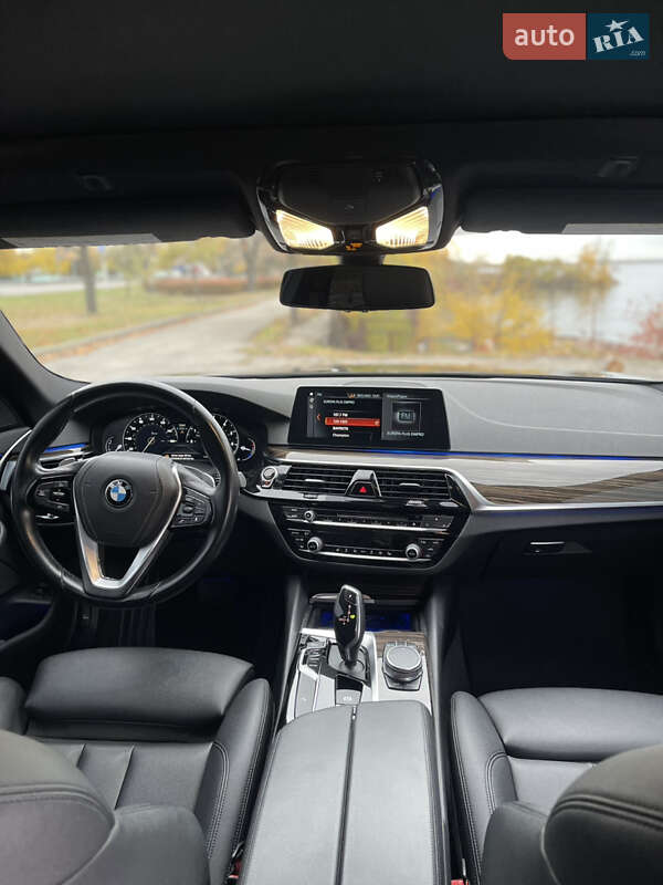 Седан BMW 5 Series 2018 в Днепре