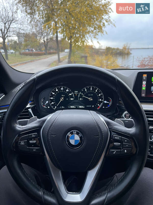 Седан BMW 5 Series 2018 в Днепре