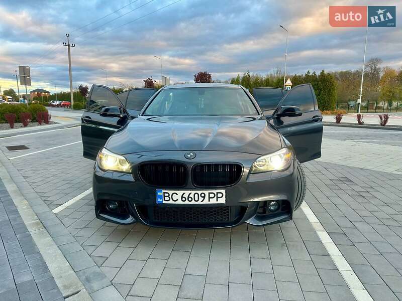 Седан BMW 5 Series 2013 в Городку