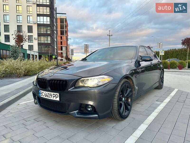 Седан BMW 5 Series 2013 в Городку