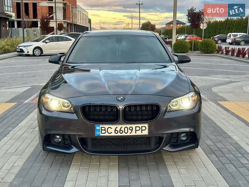 Седан BMW 5 Series 2013 в Городку