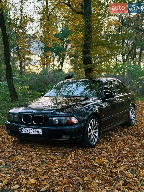 Седан BMW 5 Series 1998 в 