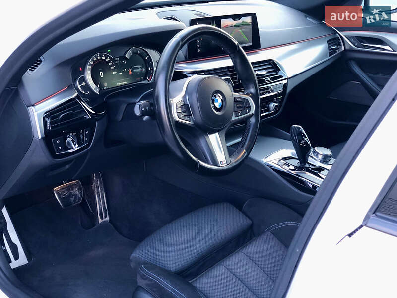 Универсал BMW 5 Series 2017 в Киеве фото 8 Универсал BMW 5 Series 2017 в Киеве
