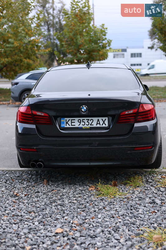 Седан BMW 5 Series 2014 в Дніпрі