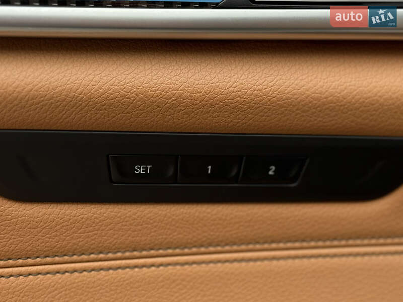 Седан BMW 5 Series 2018 в Києві фото 56 Седан BMW 5 Series 2018 в Києві