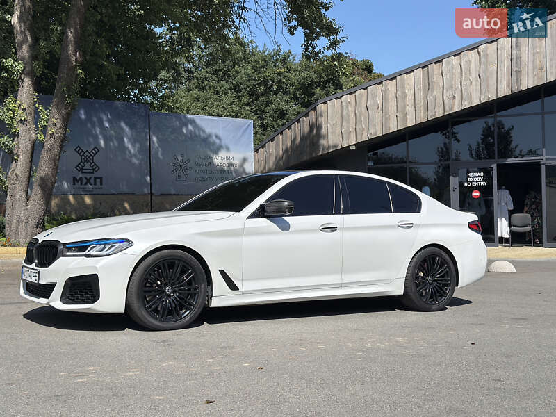 Седан BMW 5 Series 2017 в Киеве фото 3 Седан BMW 5 Series 2017 в Киеве