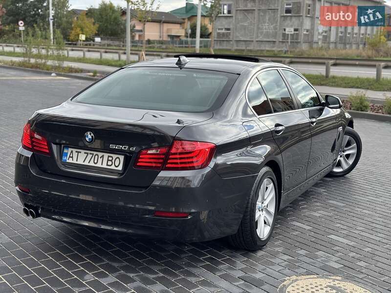 Седан BMW 5 Series 2014 в Виннице