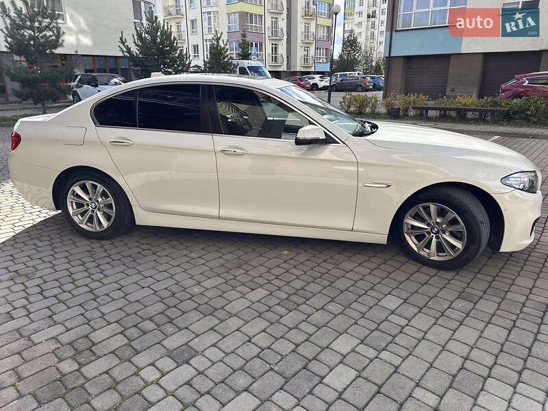 Седан BMW 5 Series 2016 в Івано-Франківську