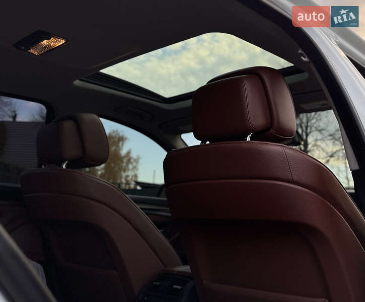 Седан BMW 5 Series 2011 в Киеве фото 14 Седан BMW 5 Series 2011 в Киеве