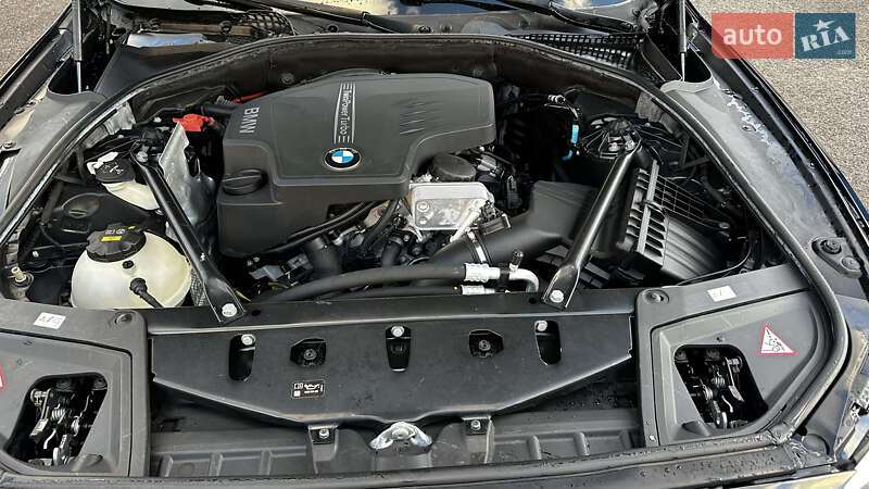 Седан BMW 5 Series 2015 в Ковелі