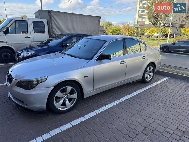 Седан BMW 5 Series 2004 в Киеве фото 2 Седан BMW 5 Series 2004 в Киеве