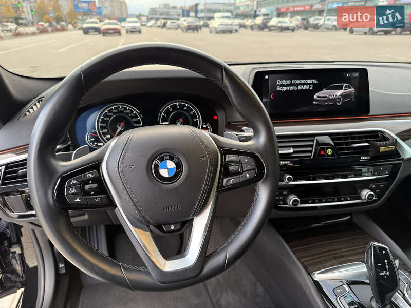 Седан BMW 5 Series 2018 в Киеве фото 31 Седан BMW 5 Series 2018 в Киеве