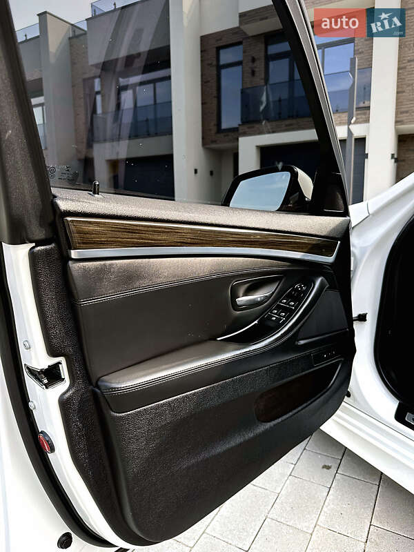 Седан BMW 5 Series 2015 в Днепре фото 37 Седан BMW 5 Series 2015 в Днепре