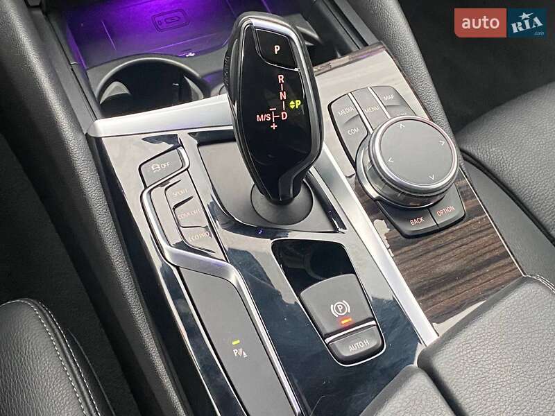 Седан BMW 5 Series 2017 в Киеве фото 20 Седан BMW 5 Series 2017 в Киеве