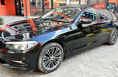 Универсал BMW 5 Series 2017 в Хмельницком