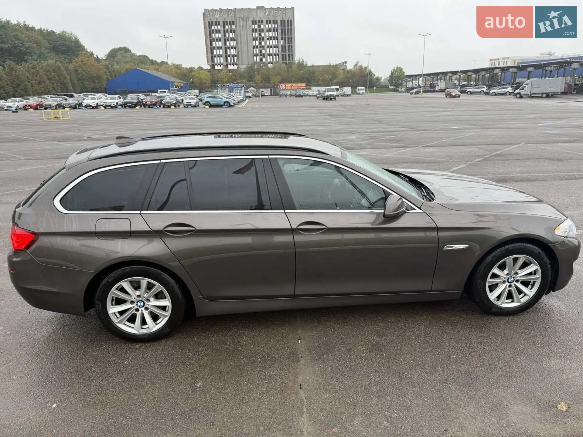 2011 BMW 5er - мініатюра 5