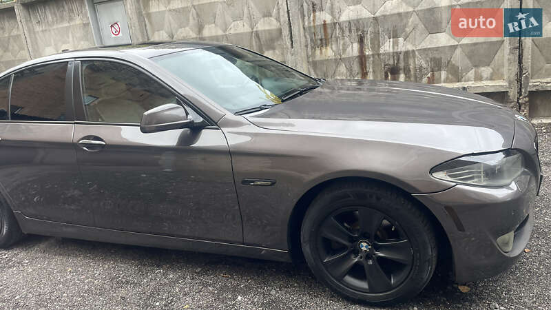Седан BMW 5 Series 2010 в Киеве фото 11 Седан BMW 5 Series 2010 в Киеве
