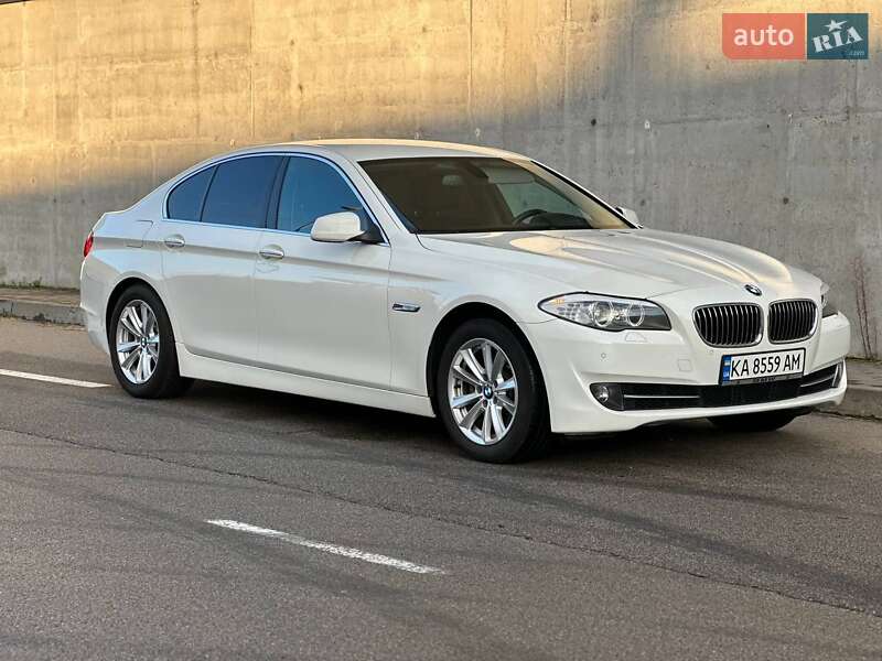 Седан BMW 5 Series 2012 в Киеве фото 5 Седан BMW 5 Series 2012 в Киеве