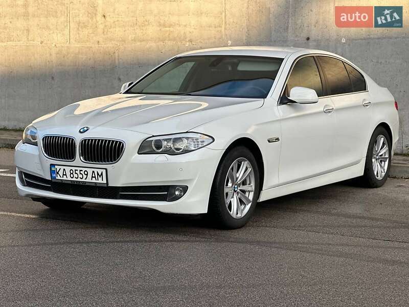 BMW 5 Series 2012 BMW 5 Series 2012