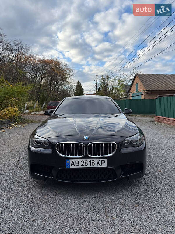 Седан BMW 5 Series 2015 в Виннице