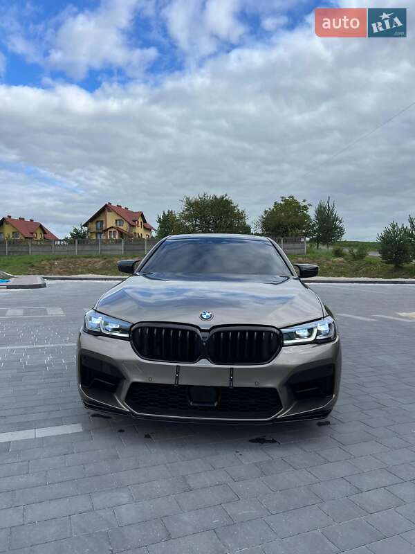 Седан BMW 5 Series 2017 в Львове фото 7 Седан BMW 5 Series 2017 в Львове