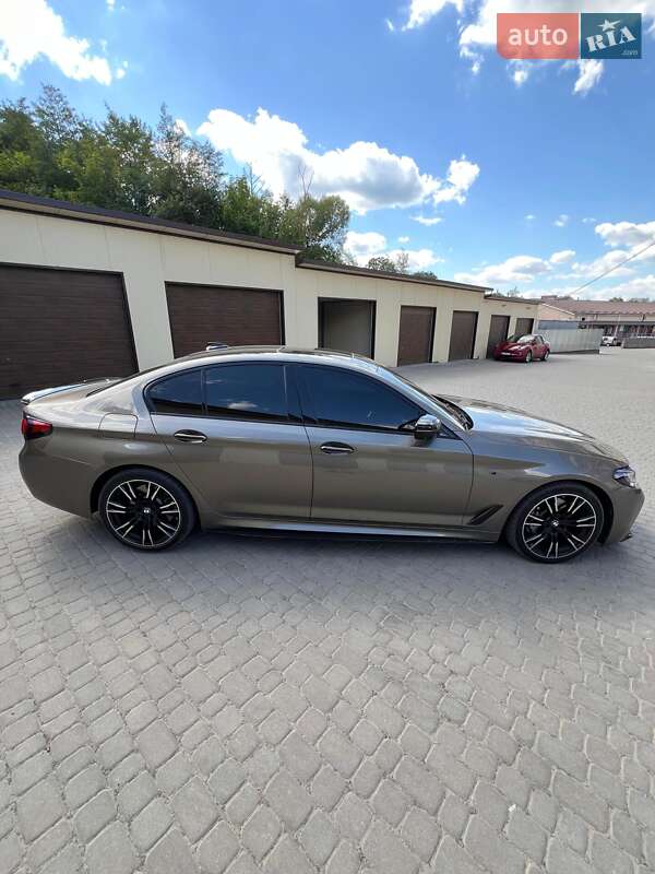 Седан BMW 5 Series 2017 в Львове фото 9 Седан BMW 5 Series 2017 в Львове
