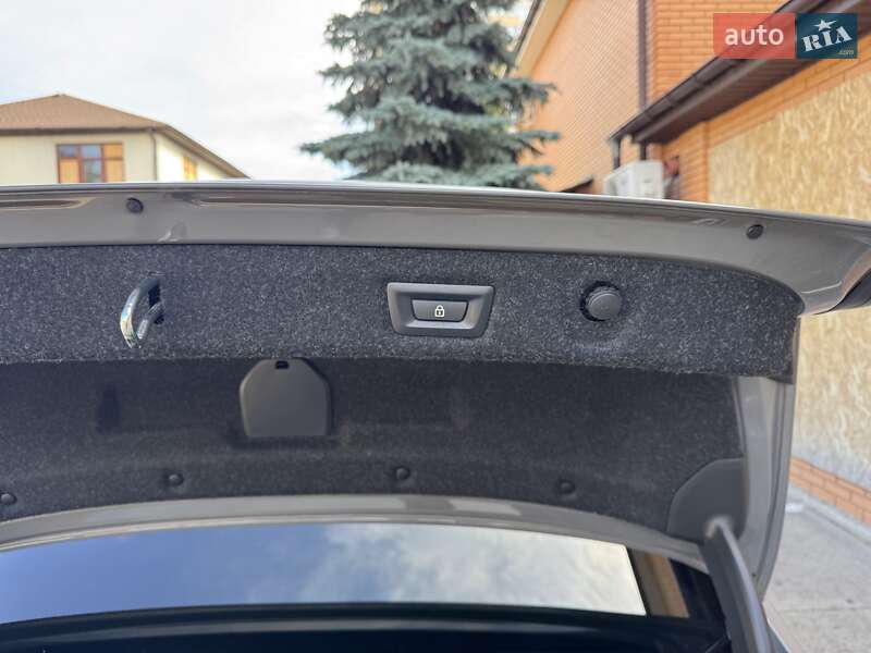 Седан BMW 5 Series 2022 в Харкові