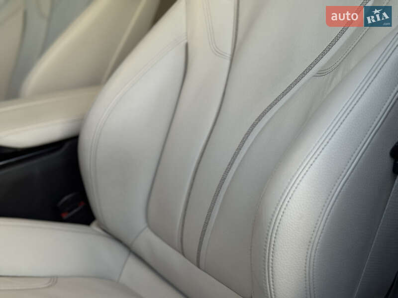 Седан BMW 5 Series 2018 в Виннице