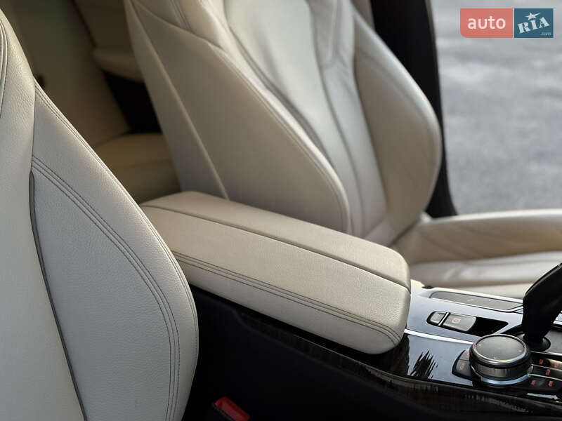 Седан BMW 5 Series 2018 в Виннице