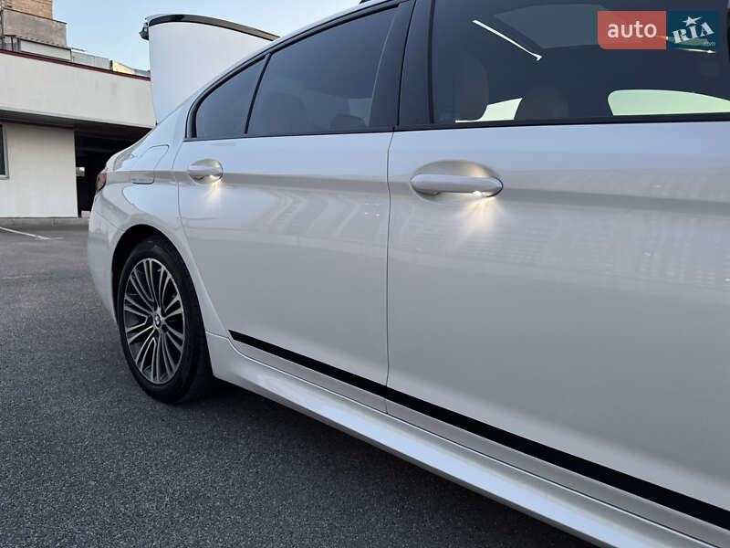 Седан BMW 5 Series 2018 в Виннице