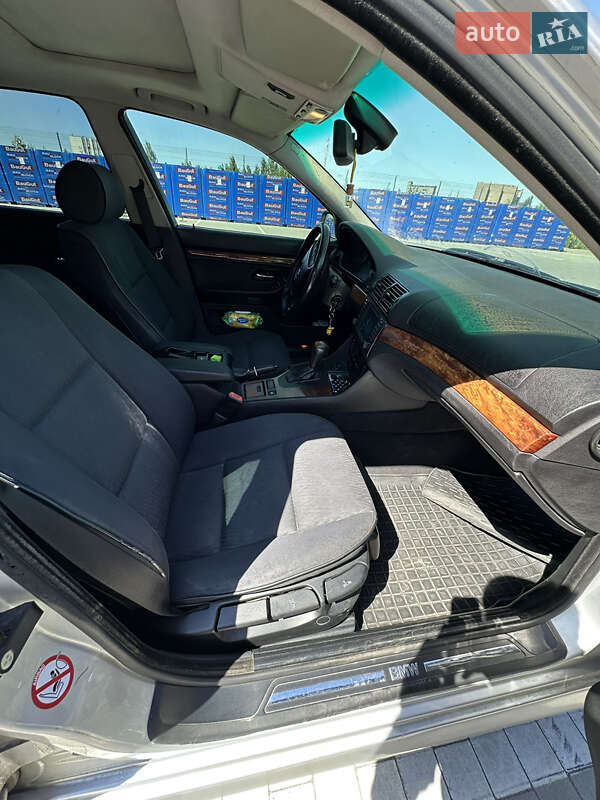 Седан BMW 5 Series 2001 в Виннице
