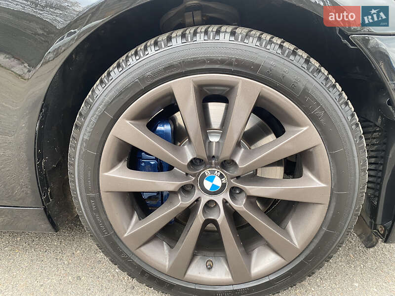 Седан BMW 5 Series 2012 в Харкові