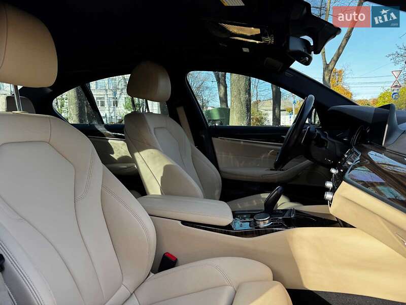 Седан BMW 5 Series 2018 в Киеве фото 32 Седан BMW 5 Series 2018 в Киеве