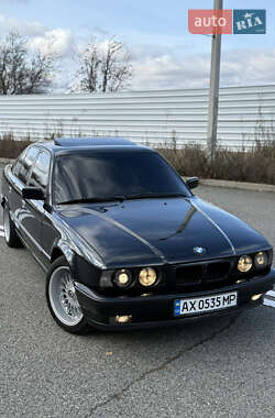 Седан BMW 5 Series 1991 в Харькове