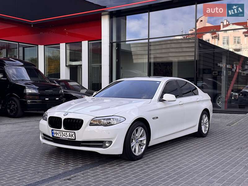 Седан BMW 5 Series 2013 в Одессе