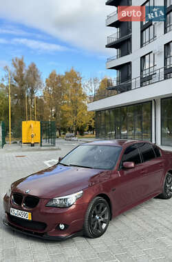 Седан BMW 5 Series 2004 в Ровно