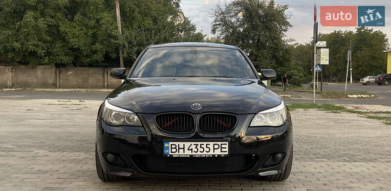 Седан BMW 5 Series 2005 в Бершади