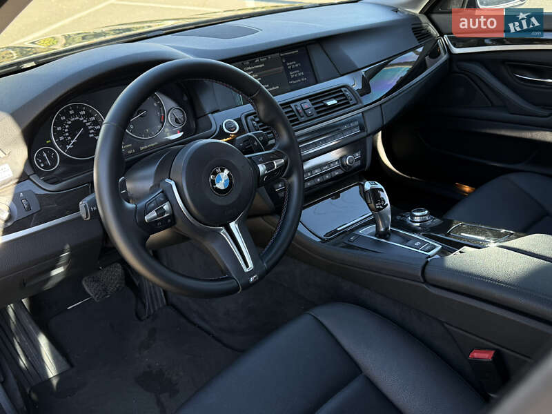 Седан BMW 5 Series 2011 в Одессе