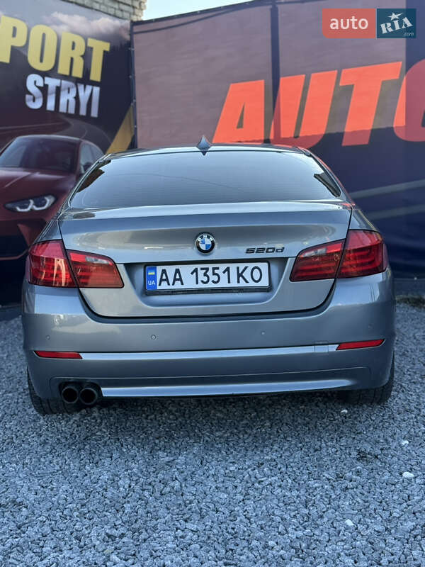 Седан BMW 5 Series 2013 в Стрые фото 28 Седан BMW 5 Series 2013 в Стрые
