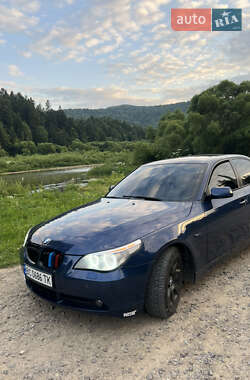 Седан BMW 5 Series 2004 в Бориславі