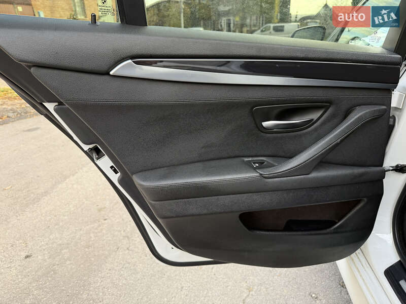 Универсал BMW 5 Series 2015 в Хмельницком